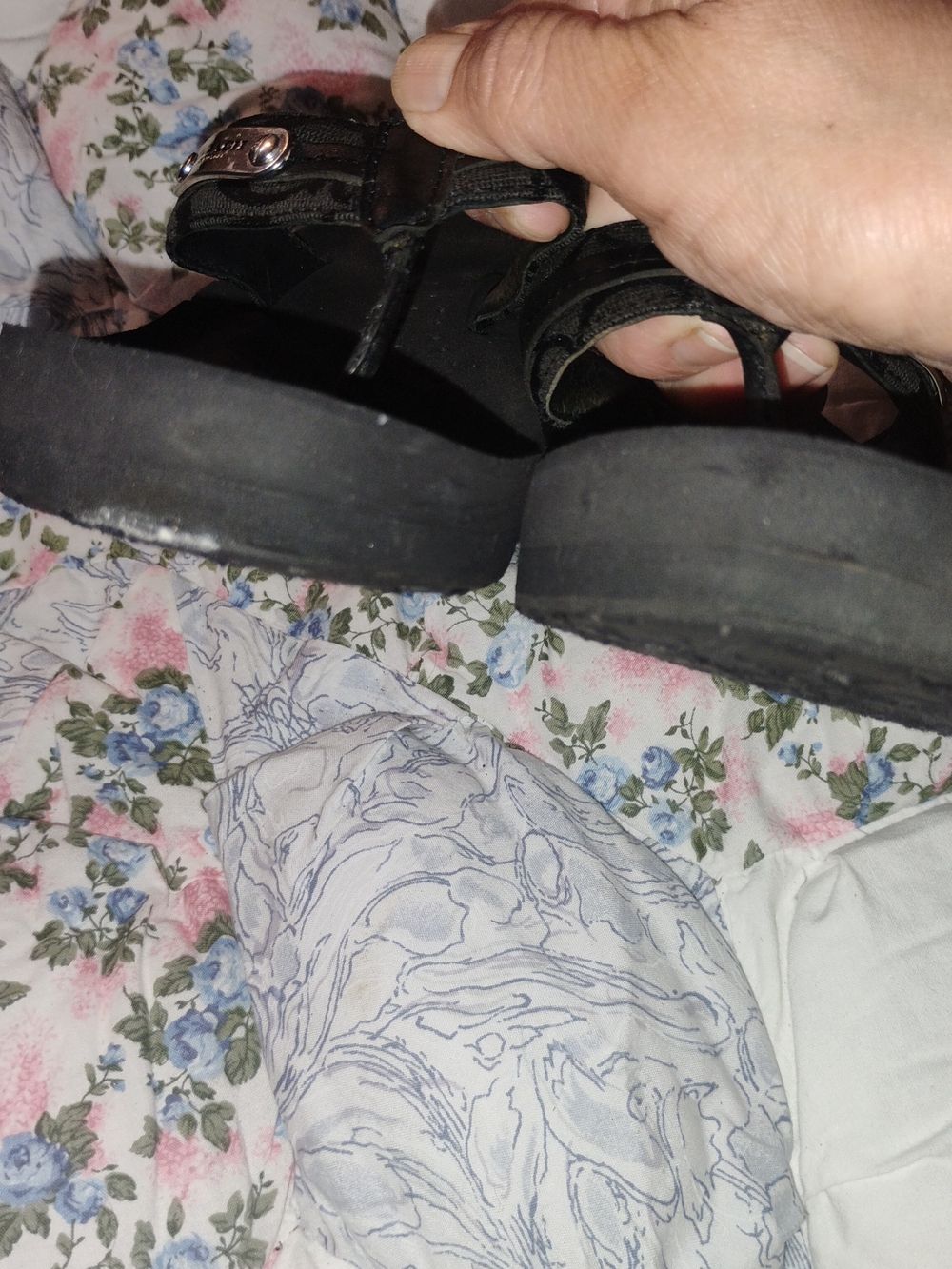 Coach Black Women's Thong Sandals with Silver Accent - Picture 4 of 5